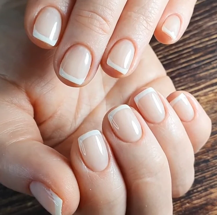 Дизайн на натуральных ногтях