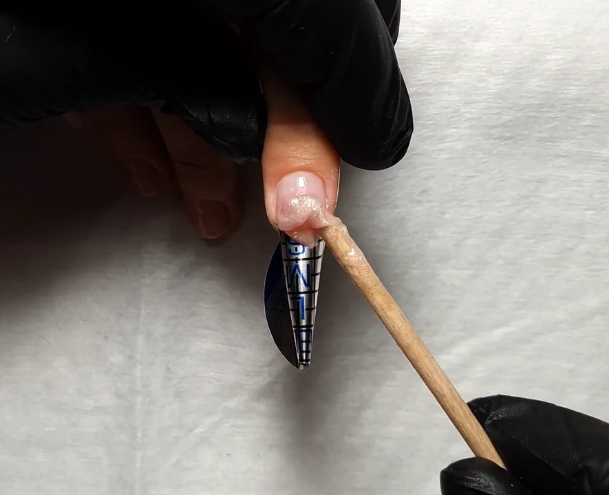 Нанесение геля