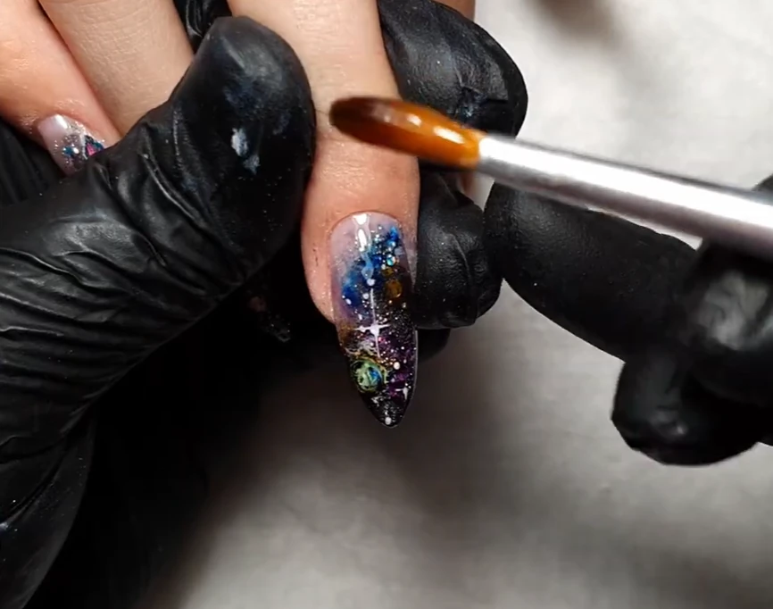 Нанесение цвета