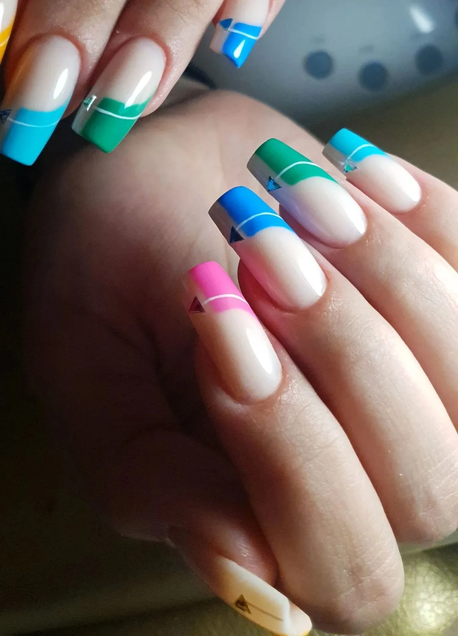 Маникюр Москва